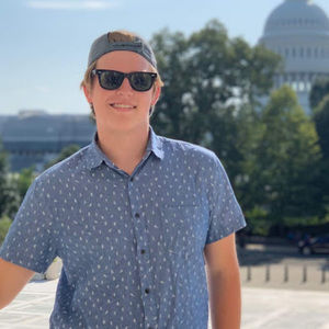 Meet your Posher, Aaron